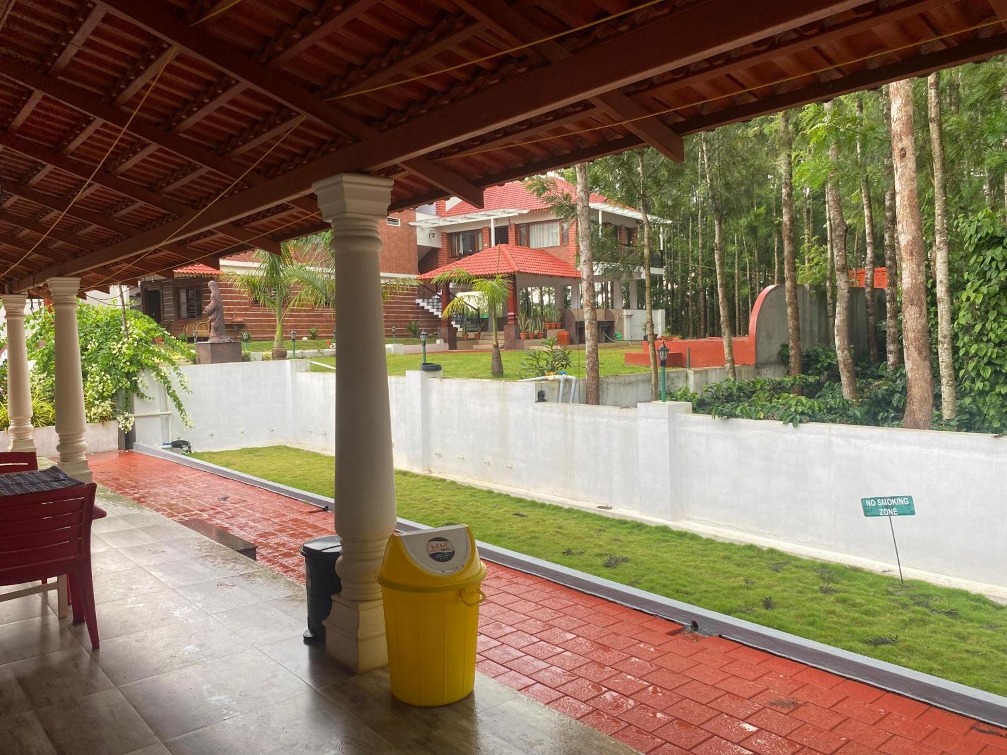 Bougain Villa Chikmagalūr Exterior foto